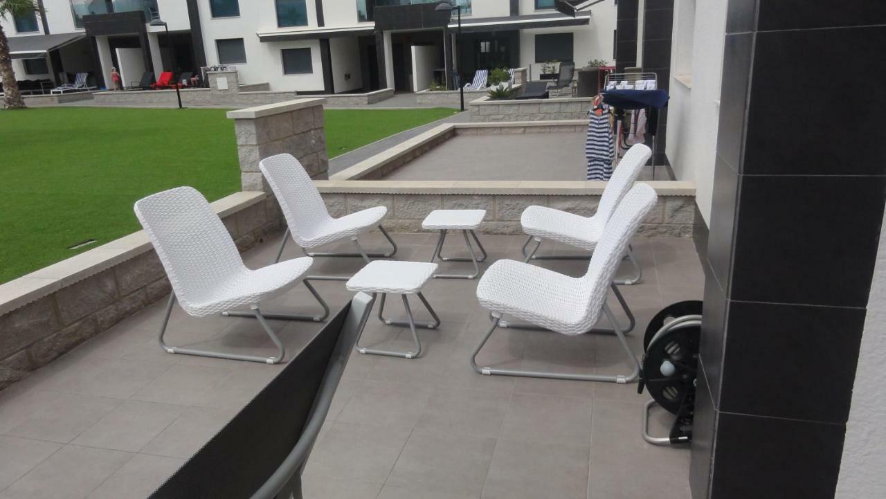 Appartamento Oasis Beach 5 Orihuela Esterno foto